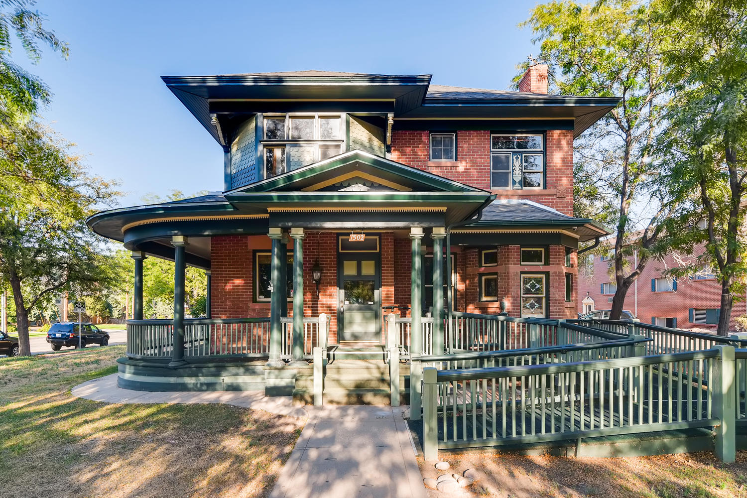 Property main image